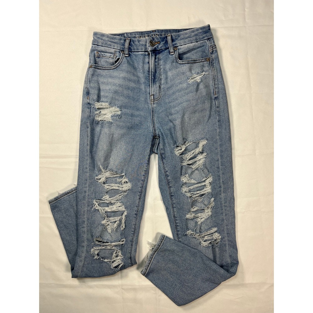 American Eagle Curvy Mom Jeans Size 4 Light Wash Distressed Ripped High Rise Y2k
